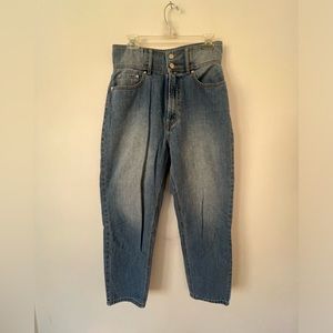 bdg double button high waisted mom jeans size 30